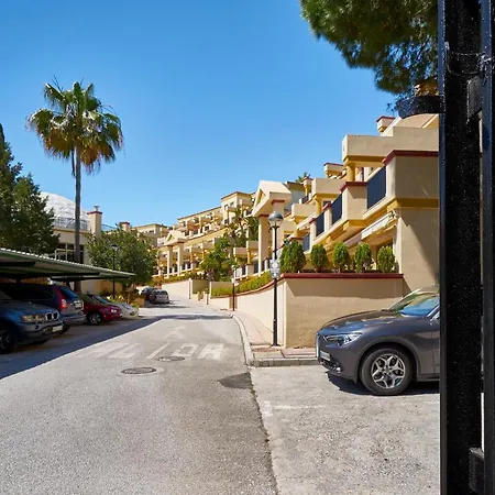 Honeymoon Corner Suite, Sun-all-day Terrace On The Of *