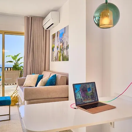 Honeymoon Corner Suite, Sun-all-day Terrace On The Of 公寓 *