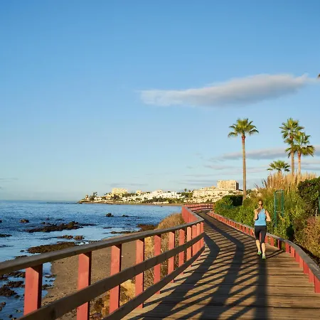 Honeymoon Corner Suite, Sun-all-day Terrace On The Of شقة