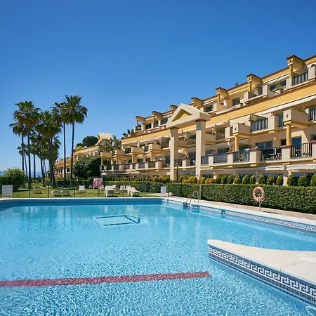Apartment Honeymoon Corner Suite, Sun-all-day Terrace On The Of