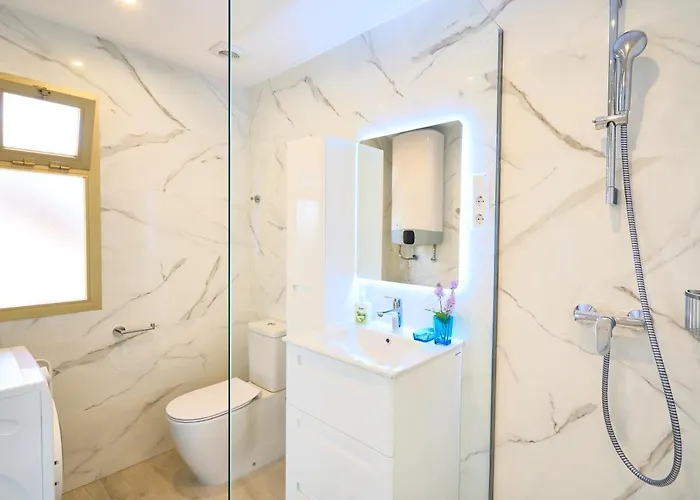 Honeymoon Corner Suite, Sun-all-day Terrace On The Of