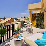 Honeymoon Corner Suite, Sun-all-day Terrace On The Of * Μαρμπέλλα