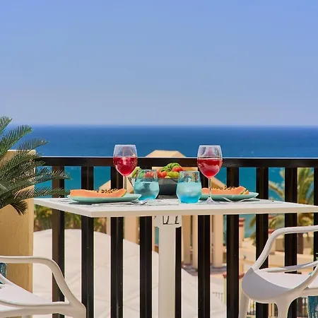 Honeymoon Corner Suite, Sun-all-day Terrace On The Of Μαρμπέλλα